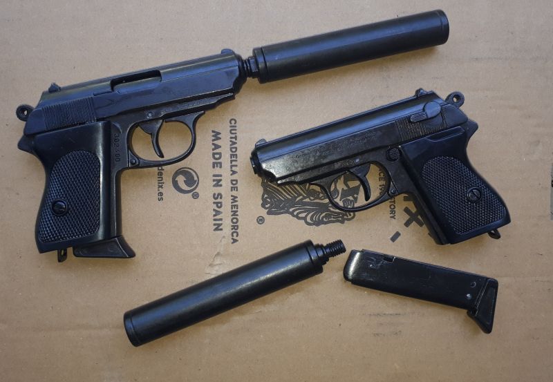 Denix Walther PPK with silencer Denix Walther PPK with silencer